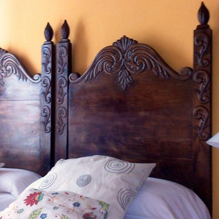 La Montanesuca Hotel Комилас Екстериор снимка