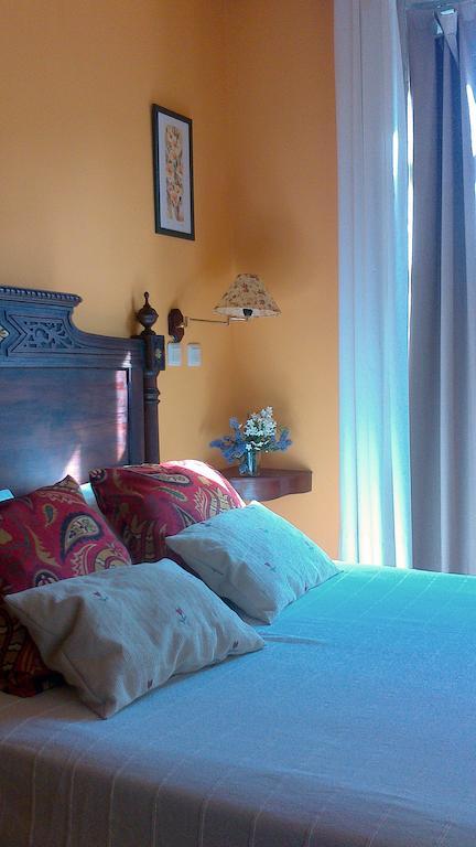 La Montanesuca Hotel Комилас Стая снимка